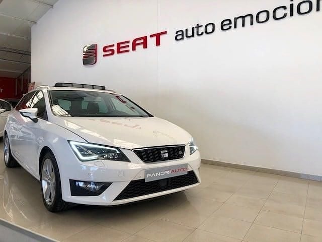 Branco Usado 2016 Seat Leon ST FR Carrinha | € 17.990 (Preço elevado) - Imagem 1/4