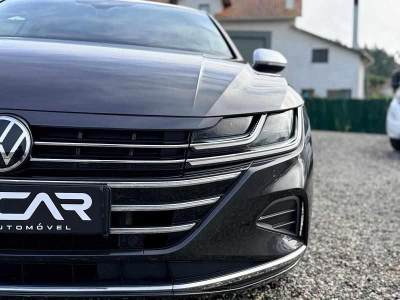 Usado VW Arteon 150 HP (110 kW) 2021 Cinzento Citadino