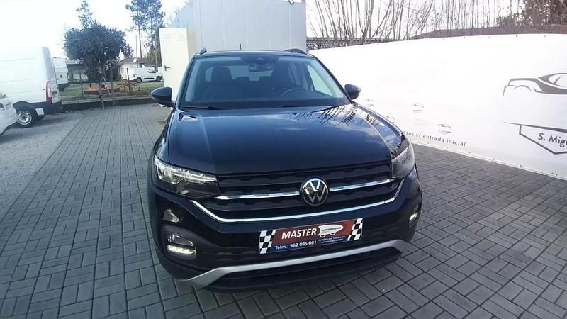 Usado VW T-Cross Life 110 HP (80 kW) 2023 Preto SUV