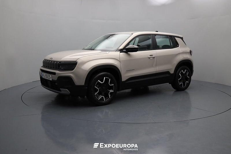 Bege Usado 2024 Jeep Avenger Altitude SUV | € 22.990 (Preço elevado) - Imagem 1/4
