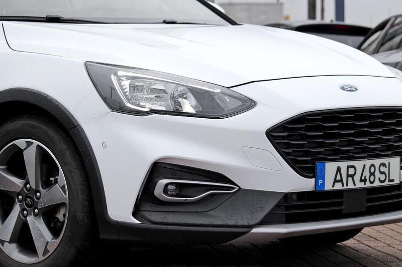 Usado Ford Focus Active X 155 HP (114 kW) 2022 Branco