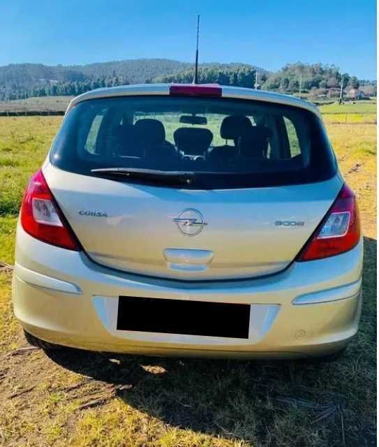 Usado Opel Corsa 75 HP (55 kW) 2009 Sedan