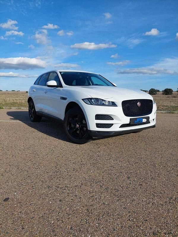 Usado Jaguar F-Pace 180 HP (132 kW) 2017 Branco SUV