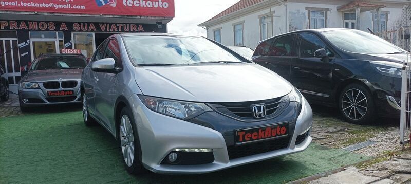 Cinza Usado 2013 Honda Civic Lifestyle | € 10.500 (Preço justo) - Imagem 1/4
