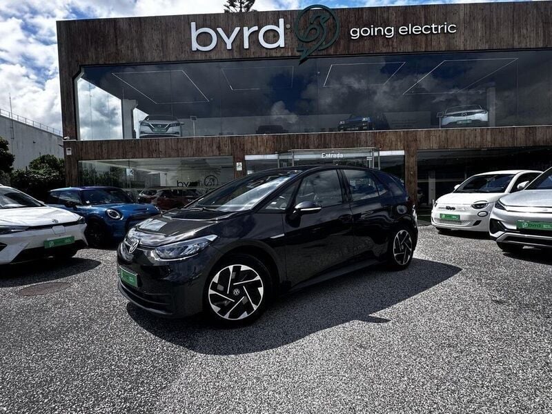 Preto Usado 2021 VW ID.3 Pure Citadino | € 19.900 - Imagem 1/4