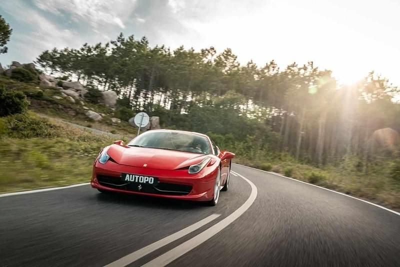 Usado Ferrari 458 570 HP (419 kW) 2010 Vermelho Coupé