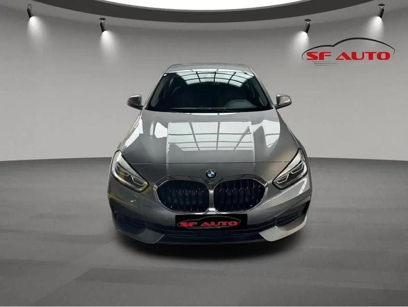 Usado BMW 116 Advantage 116 HP (85 kW) 2023 Cinzento Citadino