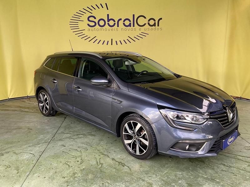 Cinza Usado 2020 Renault Mégane GrandTour Bose Edition Carrinha | € 16.500 (Preço justo) - Imagem 1/4