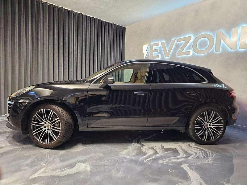 Usado Porsche Macan 258 HP (189 kW) 2016 Preto SUV