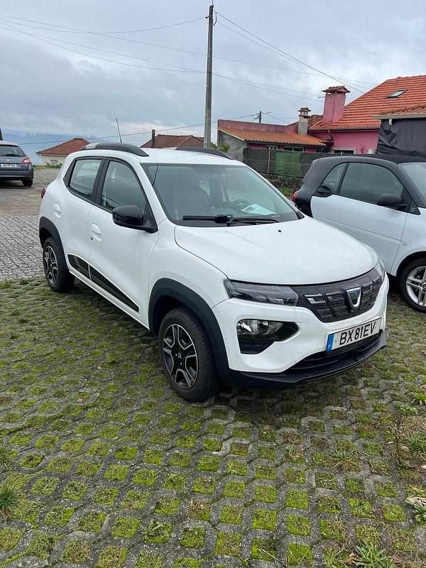 Usado Dacia Spring Comfort Plus 33 kW (45 HP) 2022 Branco Citadino