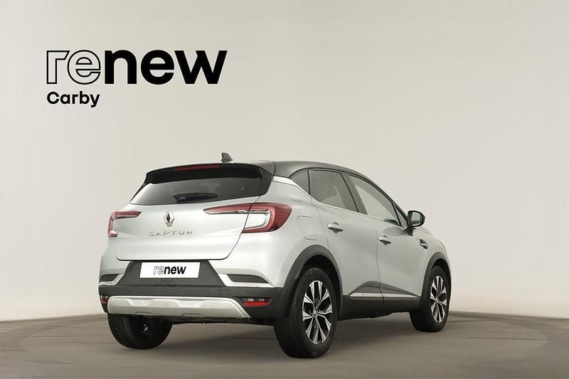 Usado Renault Captur Techno 101 HP (74 kW) 2024 Cinzento SUV