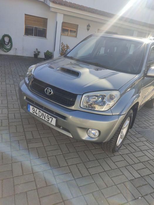 Usado 2005 Toyota RAV4 | € 9.500 - Imagem 1/4