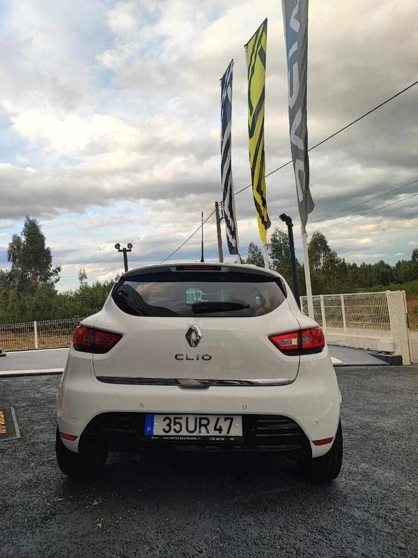 Usado Renault Clio IV LIMITED 90 HP (66 kW) 2018 Branco