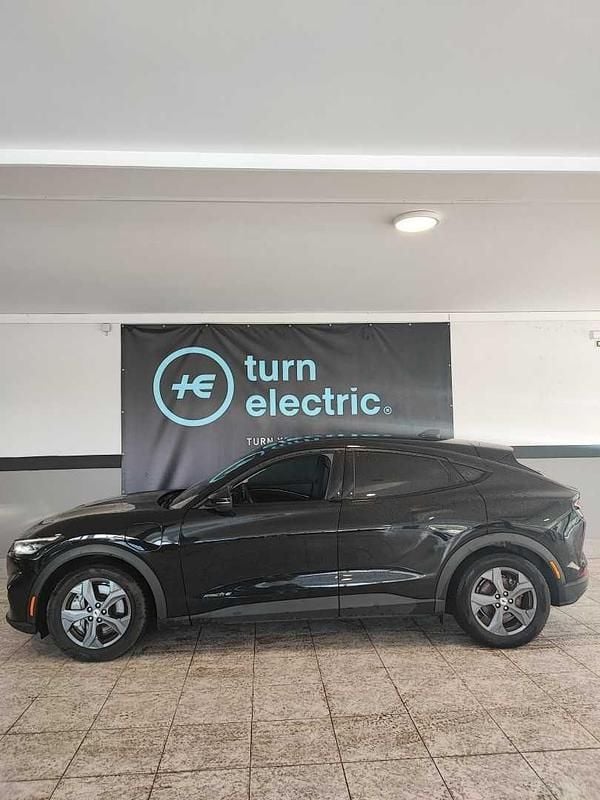 Usado Ford Mustang Mach-E 216 kW (294 HP) 2023 Preto SUV