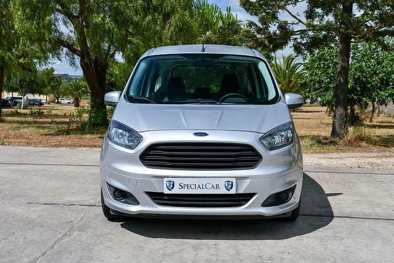 Cinza Usado 2016 Ford Courier Titanium Monovolume | € 9.450 (Super Preço) - Imagem 1/4