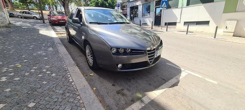 Usado 2007 Alfa Romeo 159 | € 2.500 (Super Preço) - Imagem 1/4