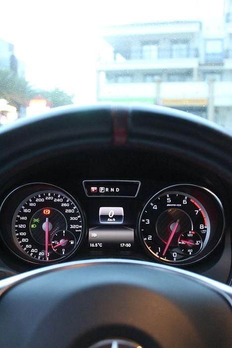 Usado Mercedes CLA45 AMG AMG 381 HP (280 kW) 2016 Carrinha