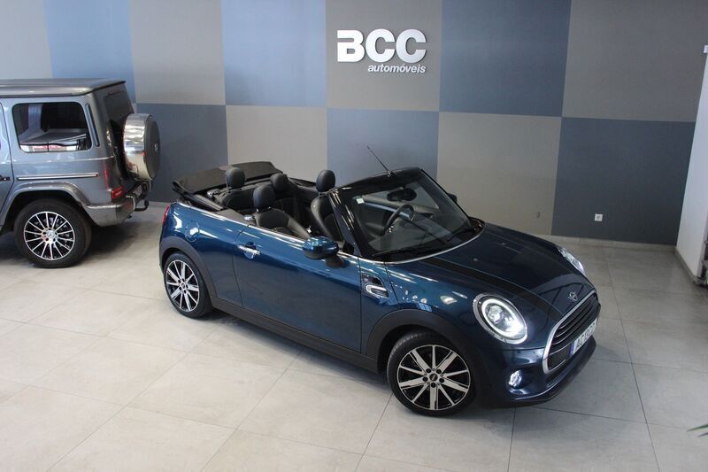 Verde Usado 2020 Mini Cooper Cabriolet Cabrios | € 28.990 - Imagem 1/4