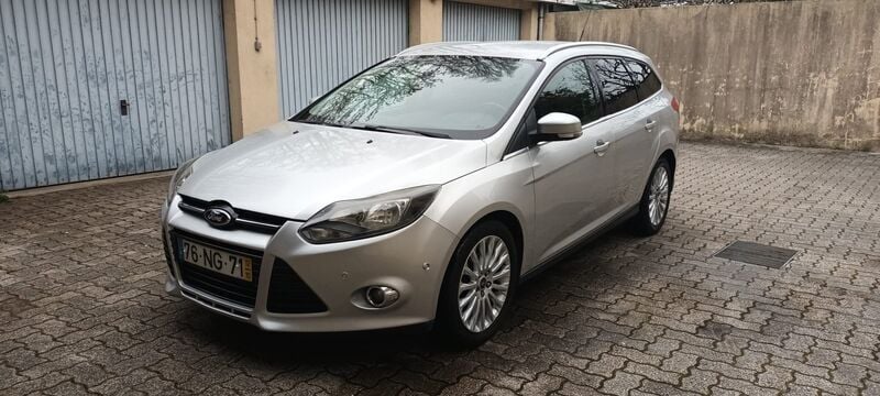 Usado 2012 Ford Focus Sedan | € 6.000 (Preço elevado) - Imagem 1/4
