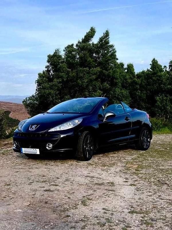 Preto Usado 2007 Peugeot 207 Cabrios | € 6.200 (Preço justo) - Imagem 1/4