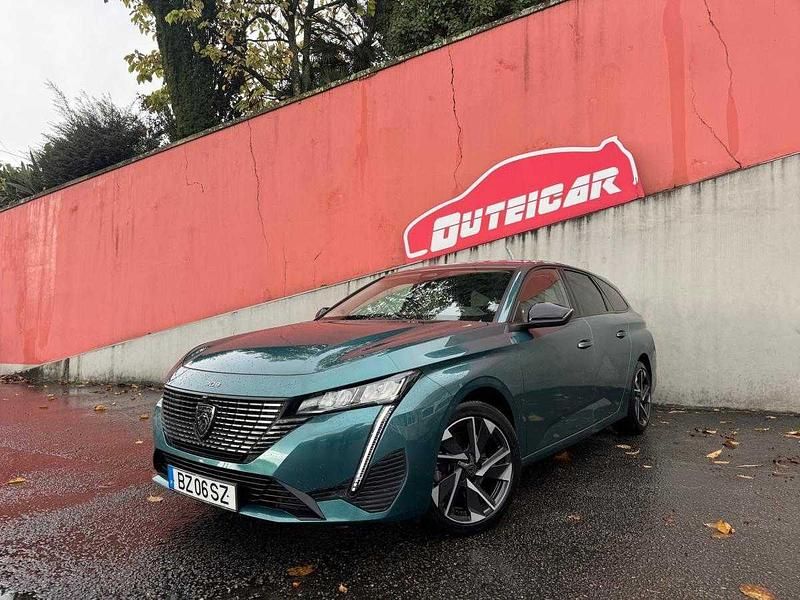 Verde Usado 2022 Peugeot 308 | € 20.950 (Preço justo) - Imagem 1/4