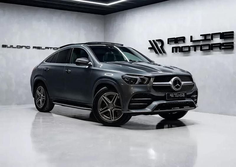 Cinza antracite Usado 2022 Mercedes GLE400 Coupé | € 79.950 - Imagem 1/4