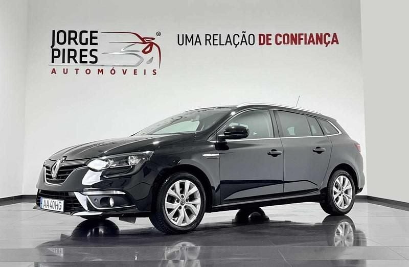 Preto Usado 2020 Renault Mégane GrandTour Carrinha | € 14.990 (Bom preço) - Imagem 1/4
