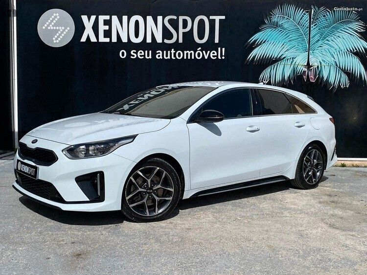 Branco Usado 2020 Kia ProCeed GT-Line Citadino | € 23.500 (Preço justo) - Imagem 1/1