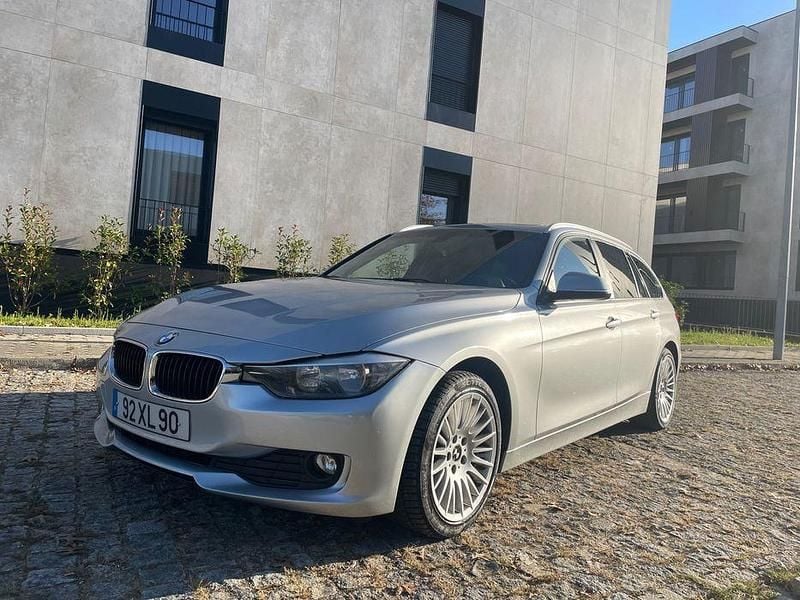 Usado 2014 BMW 318 Carrinha | € 9.999 (Super Preço) - Imagem 1/4