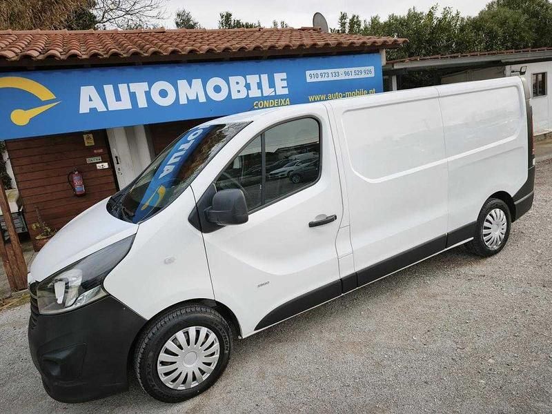 Usado Opel Vivaro 125 HP (91 kW) 2017 Branco Monovolume