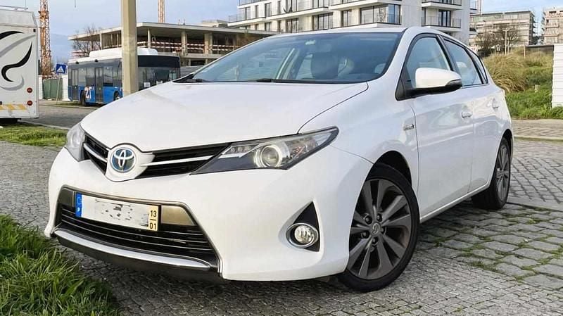 Branco Usado 2018 Toyota Auris Citadino | € 10.790 - Imagem 1/4
