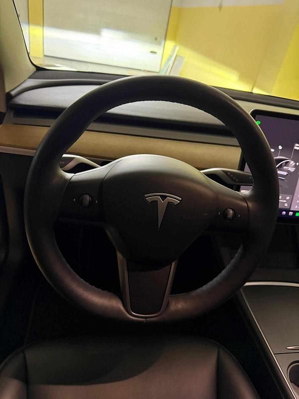 Usado Tesla Model 3 Standard Range Plus 208 kW (283 HP) 2022 Cinzento Sedan