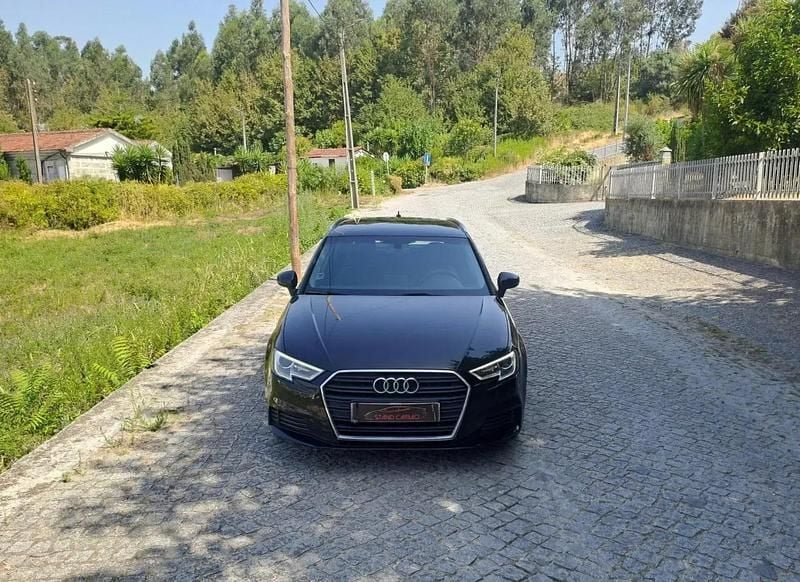 Preto Usado 2017 Audi A3 Sportback Design Carrinha | € 15.990 (Preço justo) - Imagem 1/4
