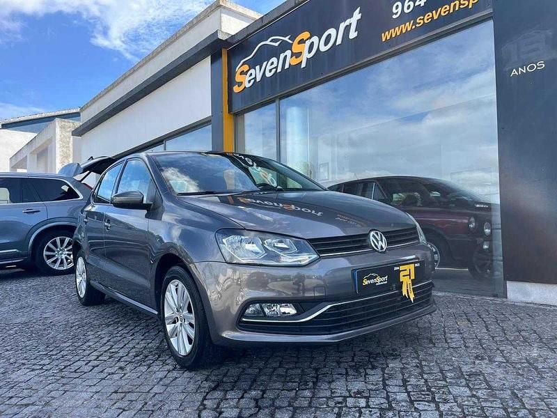 Cinza Usado 2016 VW Polo | € 10.500 (Preço justo) - Imagem 1/4