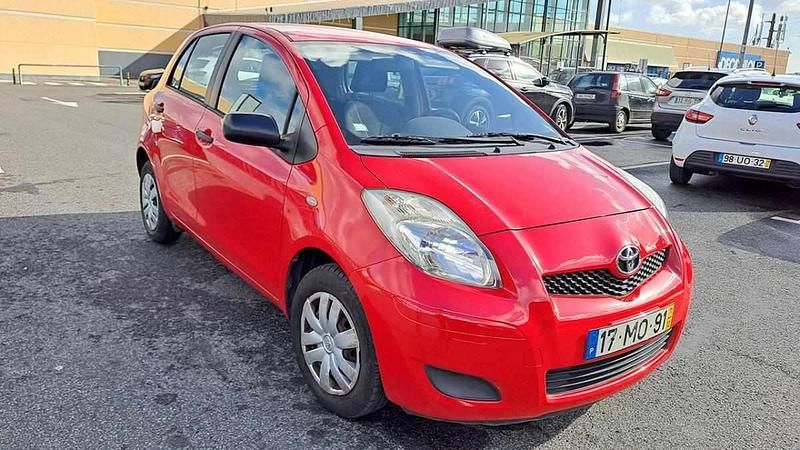 Vermelho Usado 2011 Toyota Yaris Citadino | € 7.100 (Preço justo) - Imagem 1/4