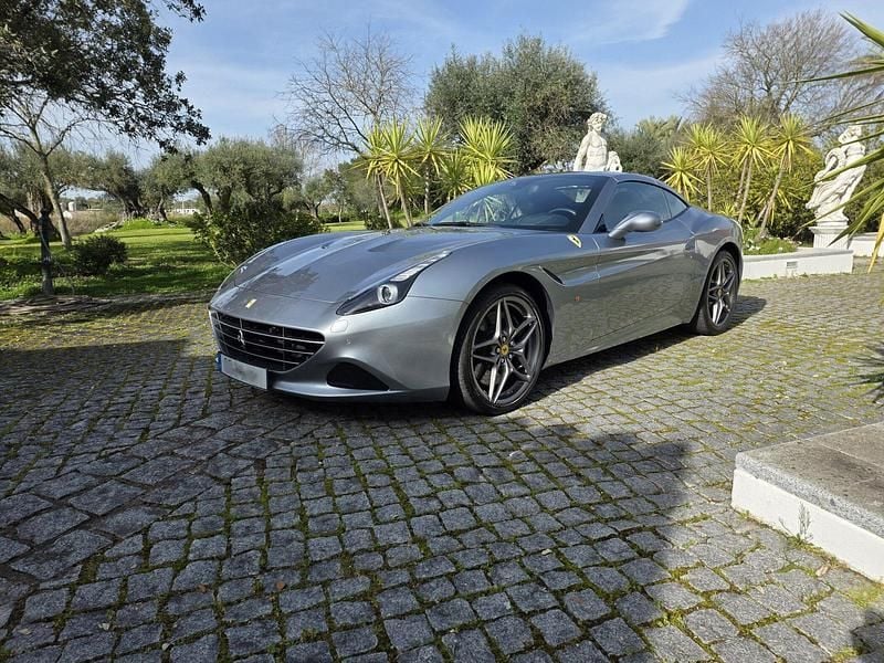 Usado Ferrari California 560 HP (411 kW) 2017 Cinza Cabrios