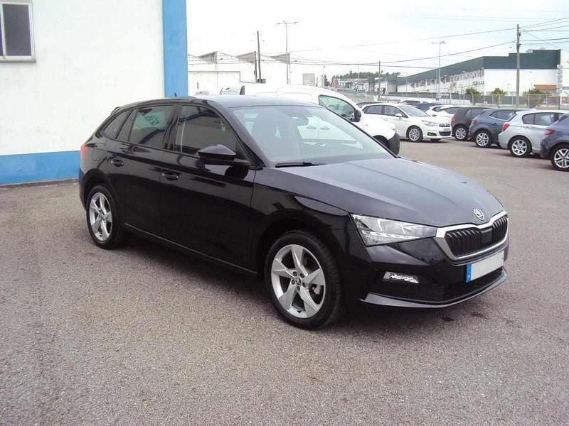 Usado Skoda Scala 110 HP (80 kW) 2024 Preto Citadino
