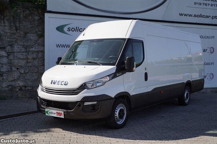 Branco Usado 2019 Iveco Daily | € 24.500 (Preço justo) - Imagem 1/1