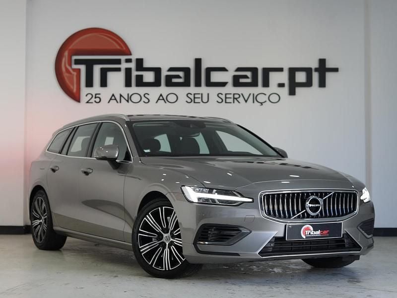 Usado Volvo V60 340 HP (250 kW) 2021 Outra Carrinha