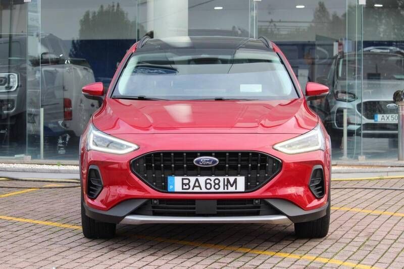 Usado Ford Focus Active X 125 HP (91 kW) 2023 Vermelho Carrinha