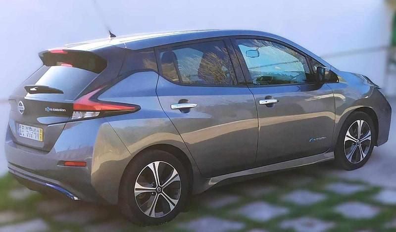 Usado Nissan Leaf 110 kW (150 HP) 2018 Outra Citadino