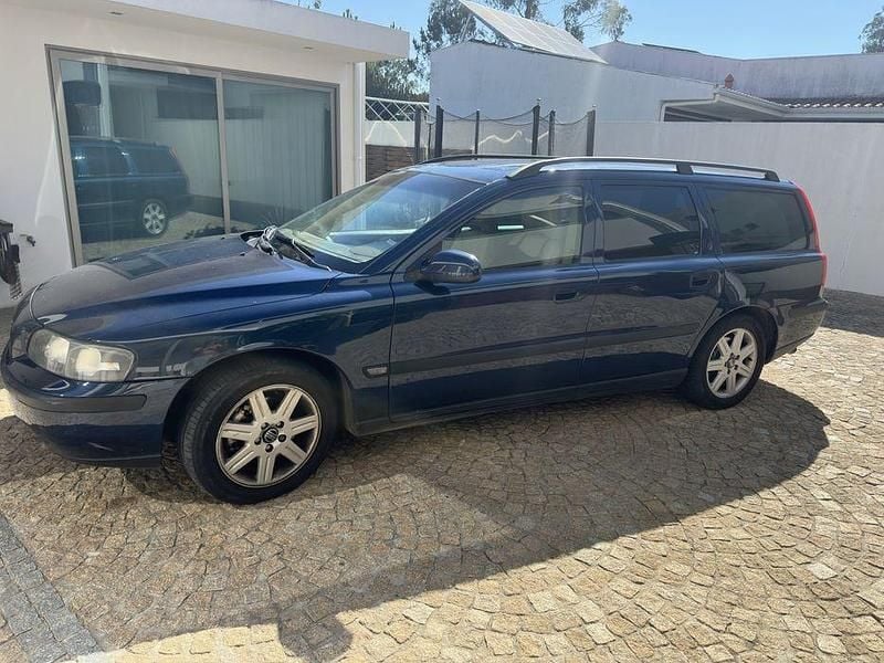Usado 2000 Volvo V70 Carrinha | € 1.999 - Imagem 1/4