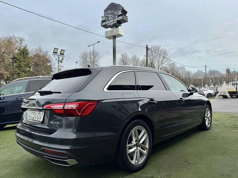 Cinza Usado 2022 Audi A4 Advanced Carrinha | € 29.750 (Preço justo) - Imagem 1/4