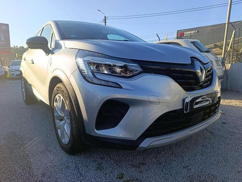 Usado Renault Captur Business 100 HP (73 kW) 2022 Cinza SUV
