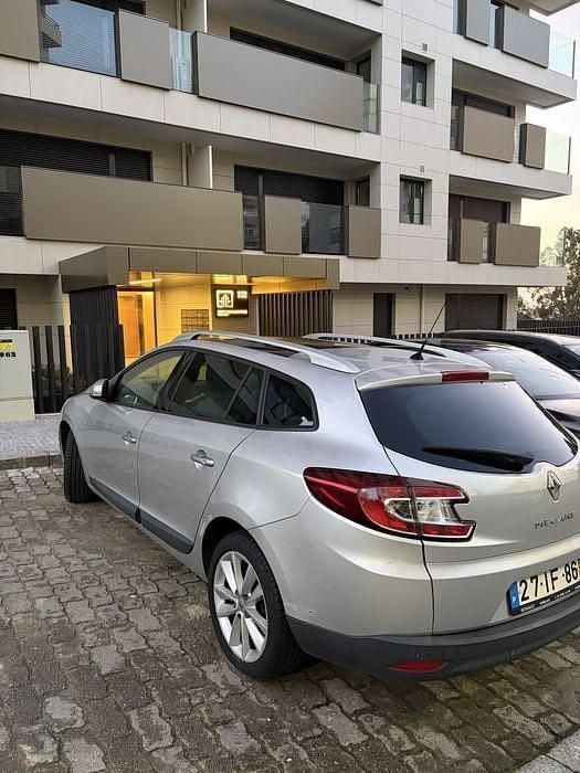 Usado Renault Mégane III Luxe 110 HP (80 kW) 2009 Sedan