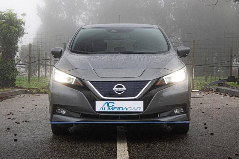 Usado Nissan Leaf Tekna 160 kW (218 HP) 2020 Cinza Citadino