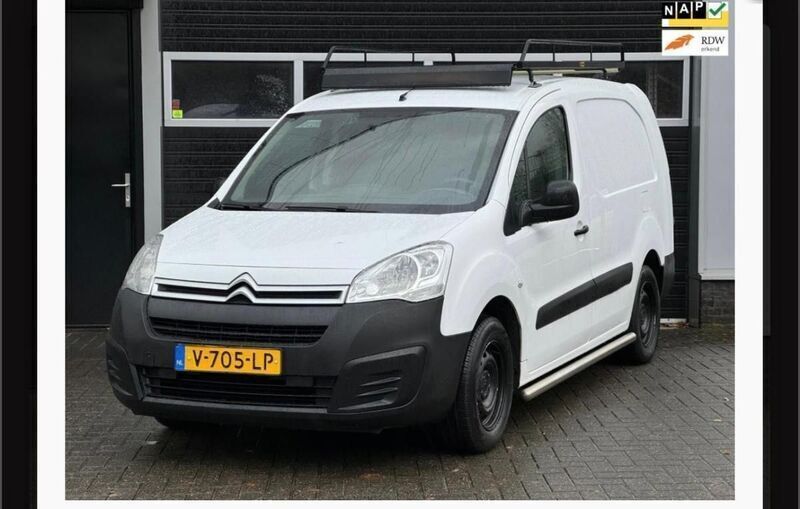 Branco Usado 2018 Citroën Berlingo Monovolume | € 10.850 (Preço justo) - Imagem 1/4