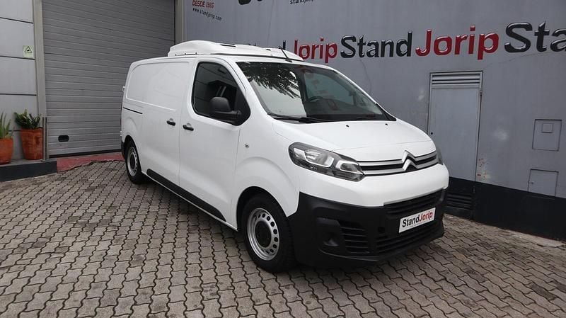 Branco Usado 2017 Citroën Jumpy Monovolume | € 17.500 - Imagem 1/4