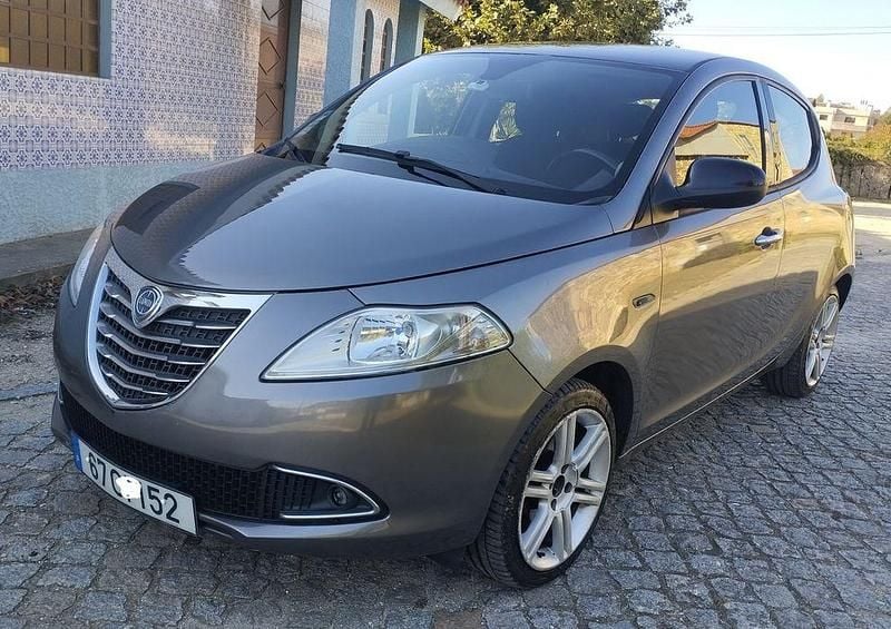 Usado 2014 Lancia Ypsilon Citadino | € 3.250 - Imagem 1/4
