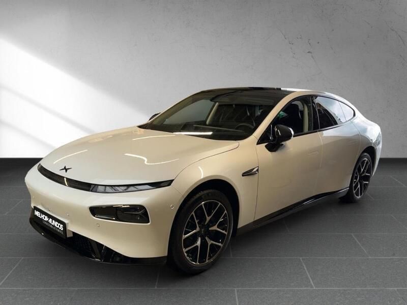 Branco Usado 2024 XPENG P7 Sedan | € 49.990 - Imagem 1/4
